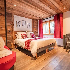 https://chalet-charming-b-and-b.hotels-rhonealpes.com